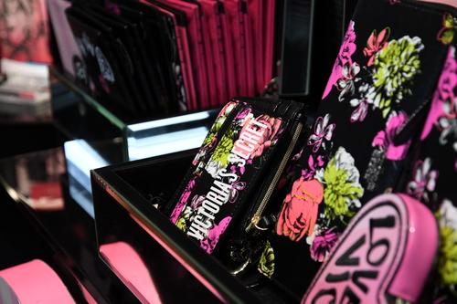Victoria's Secret 